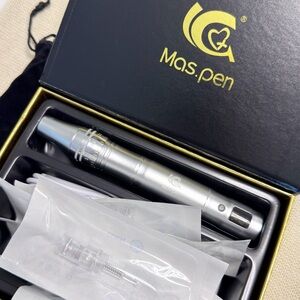 Mas.pen Professional Microneedling Pen – Complete Set